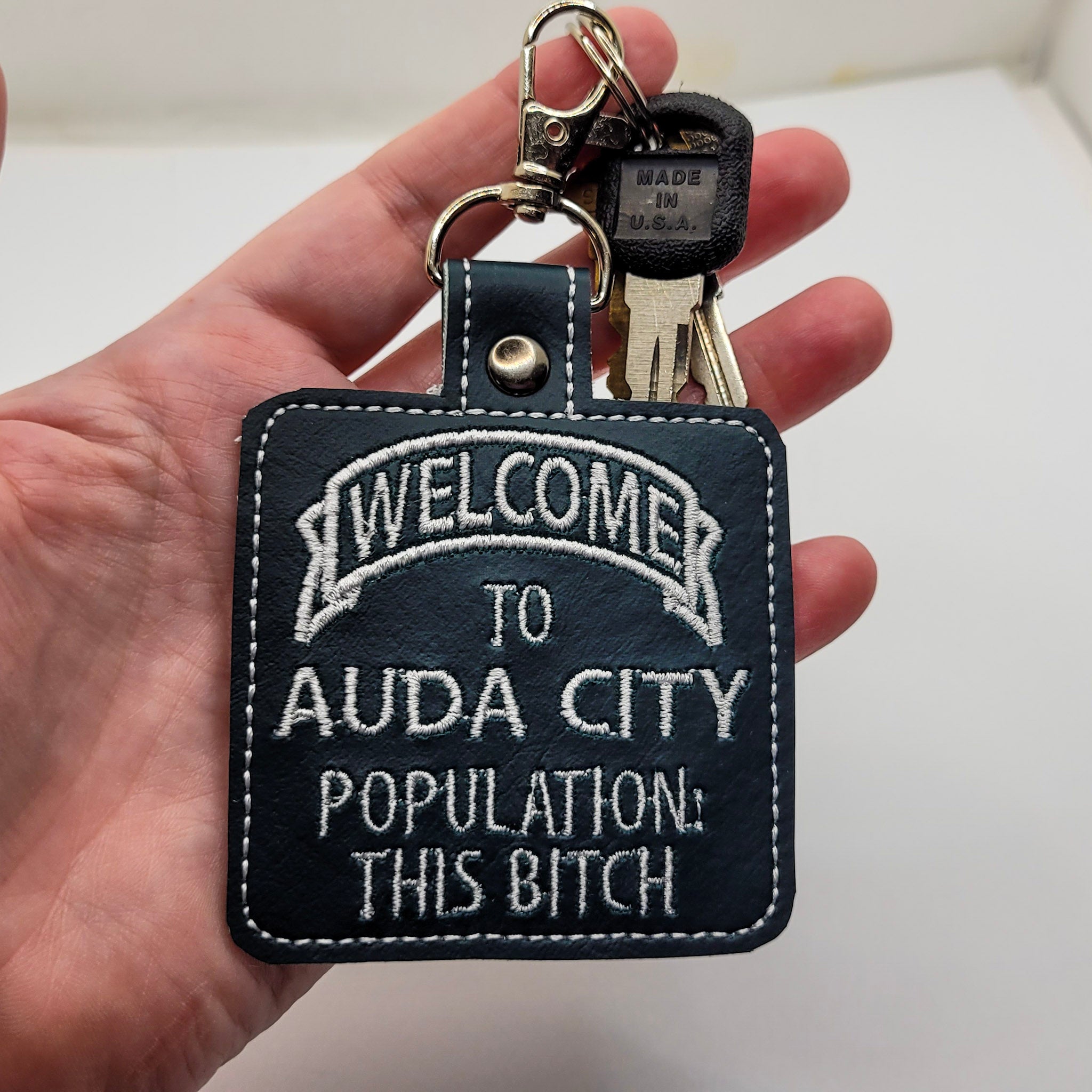 Welcome to Auda City Keychain