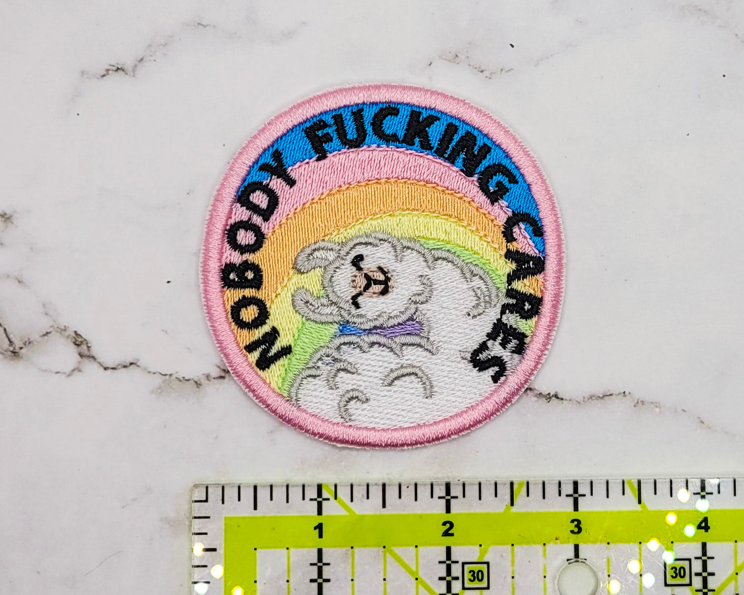Patch brodé « Nobody Fucking Cares » 