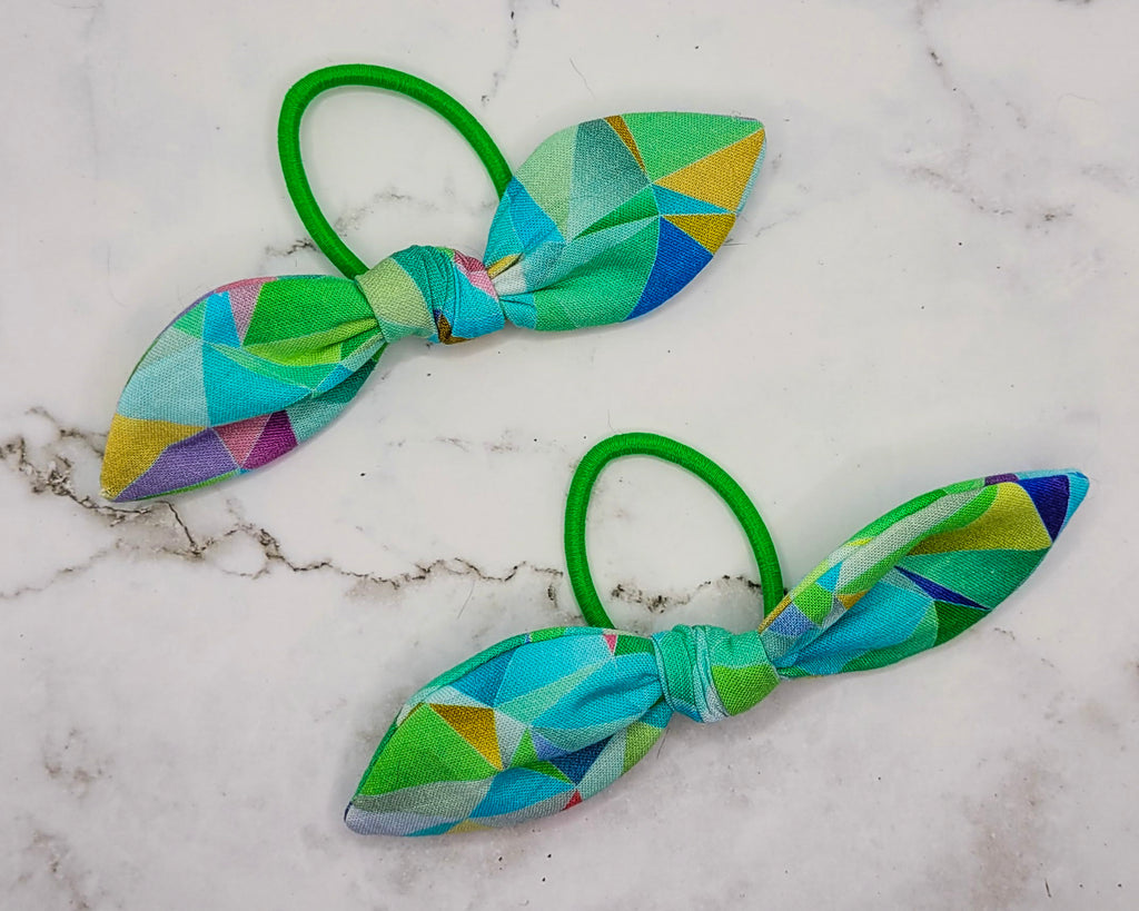 Meadow Triangles Knot Bow Hair Elastic