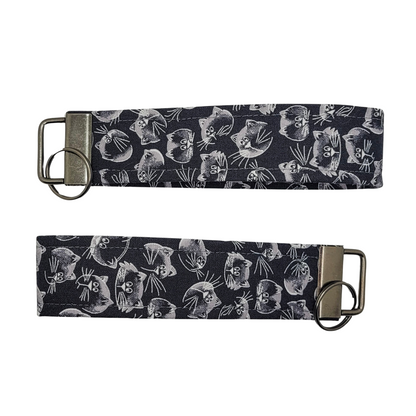 Porte-clés bracelet à visages de chat noir