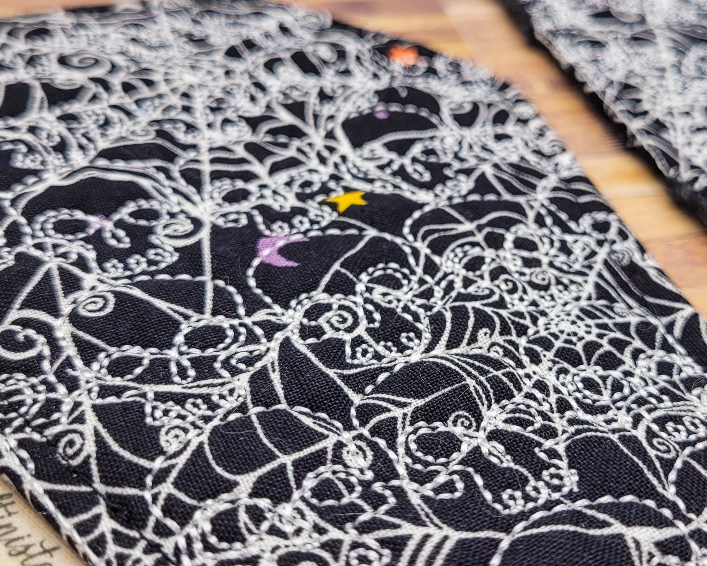 Spiderwebs Skull Embroidered Coffin-Shape Mug Rug