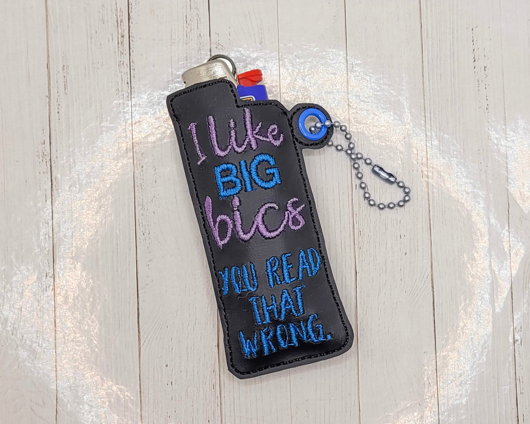 Me gusta el estuche para encendedor Big Bics