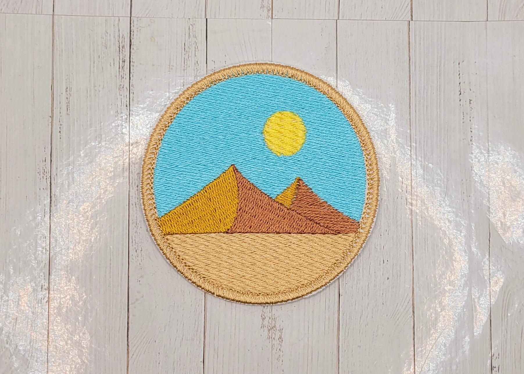 Patch brodé Pyramides du désert