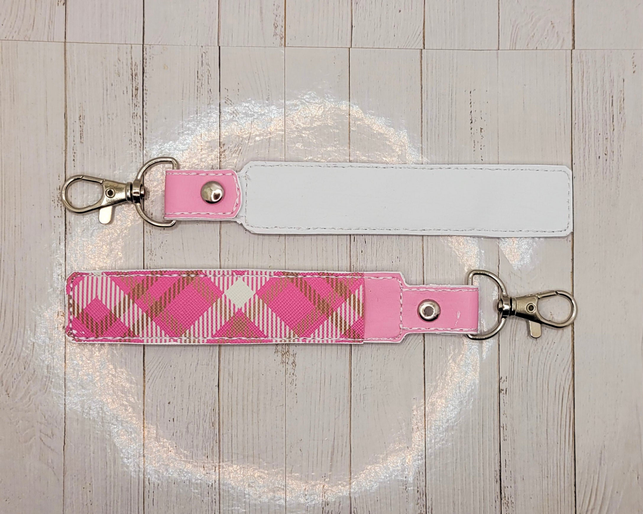 Pink Plaid Vape Vinyl Pen Case