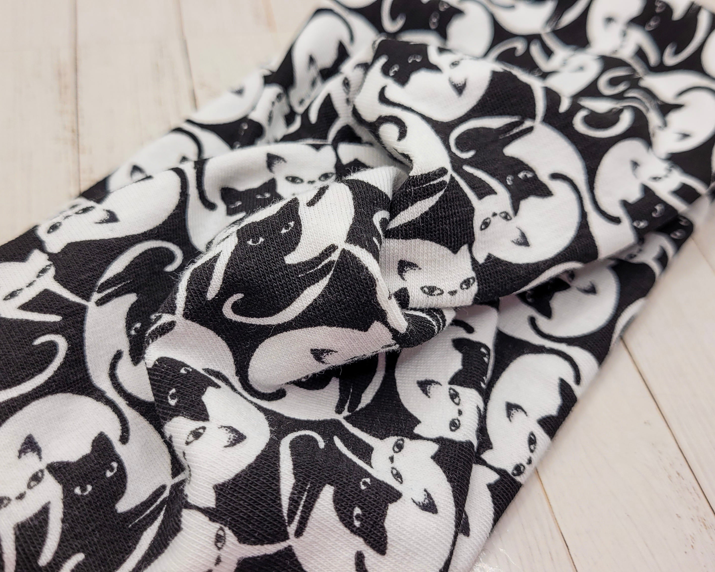 Black & White Cat Print Stretch Knit Headband